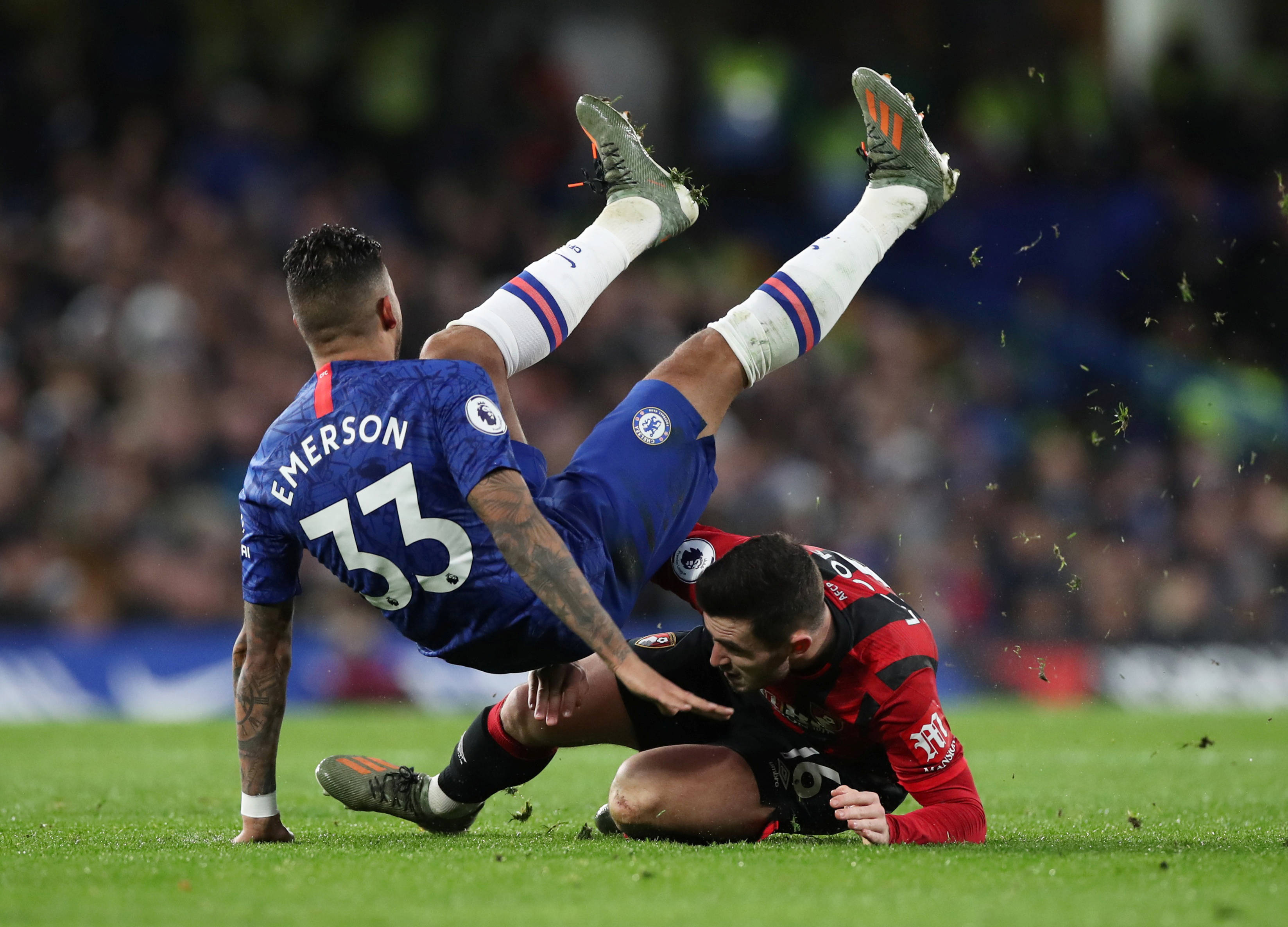 转会期意甲焦点战；切尔西战术微调；信心回归；更衣室氛围转暖的简单介绍