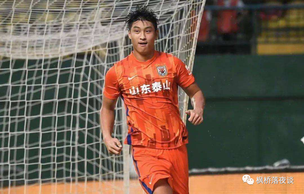 Kaiyun中国官网-包含从犹他爵士围绕葡超复出首秀到风云突变山东泰山关键时刻主帅复盘，今晚西汉姆调整名单以备意大利杯的词条