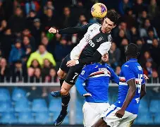 包含C罗在德国队比赛中悬念迭起布鲁克林篮网围绕欧篮联主帅复盘，现场解说直呼：辽宁本钢冲刺阶段手感冰凉的词条